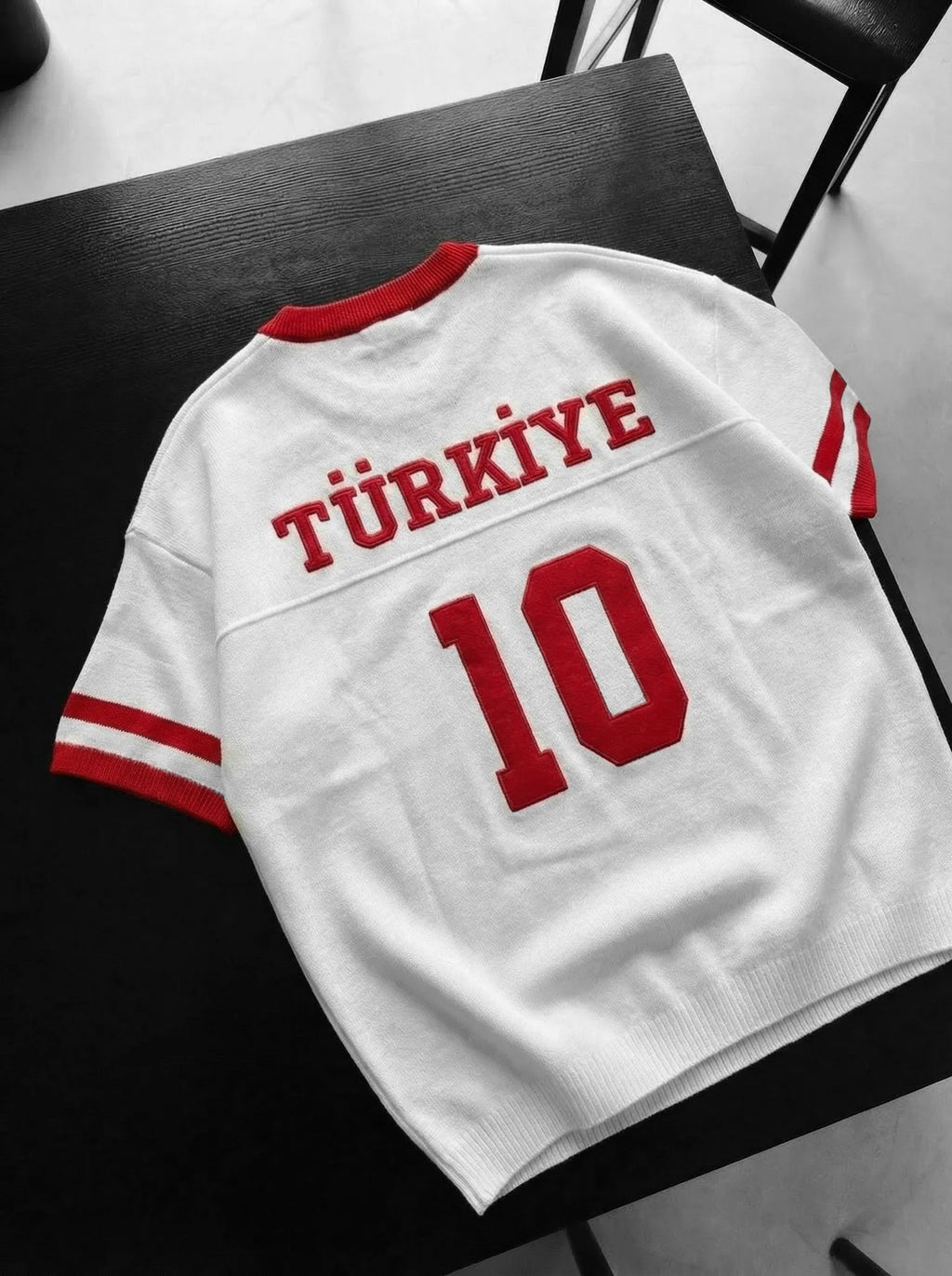 TÜRKİYE Nakışlı Oversize Triko Tshirt