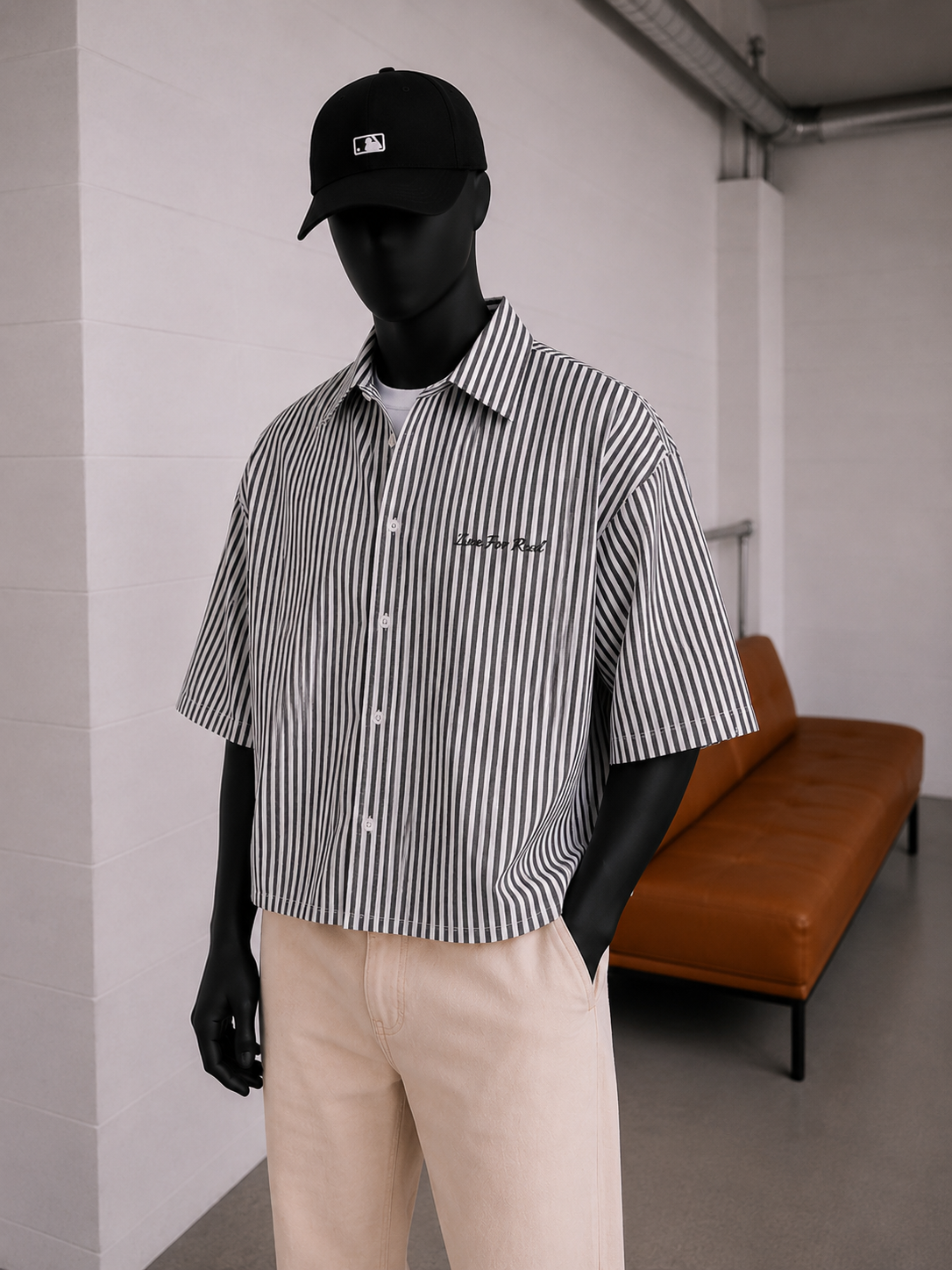 Erkek Oversize Kısa Kol Sırt Baskılı Gömlek Modeli