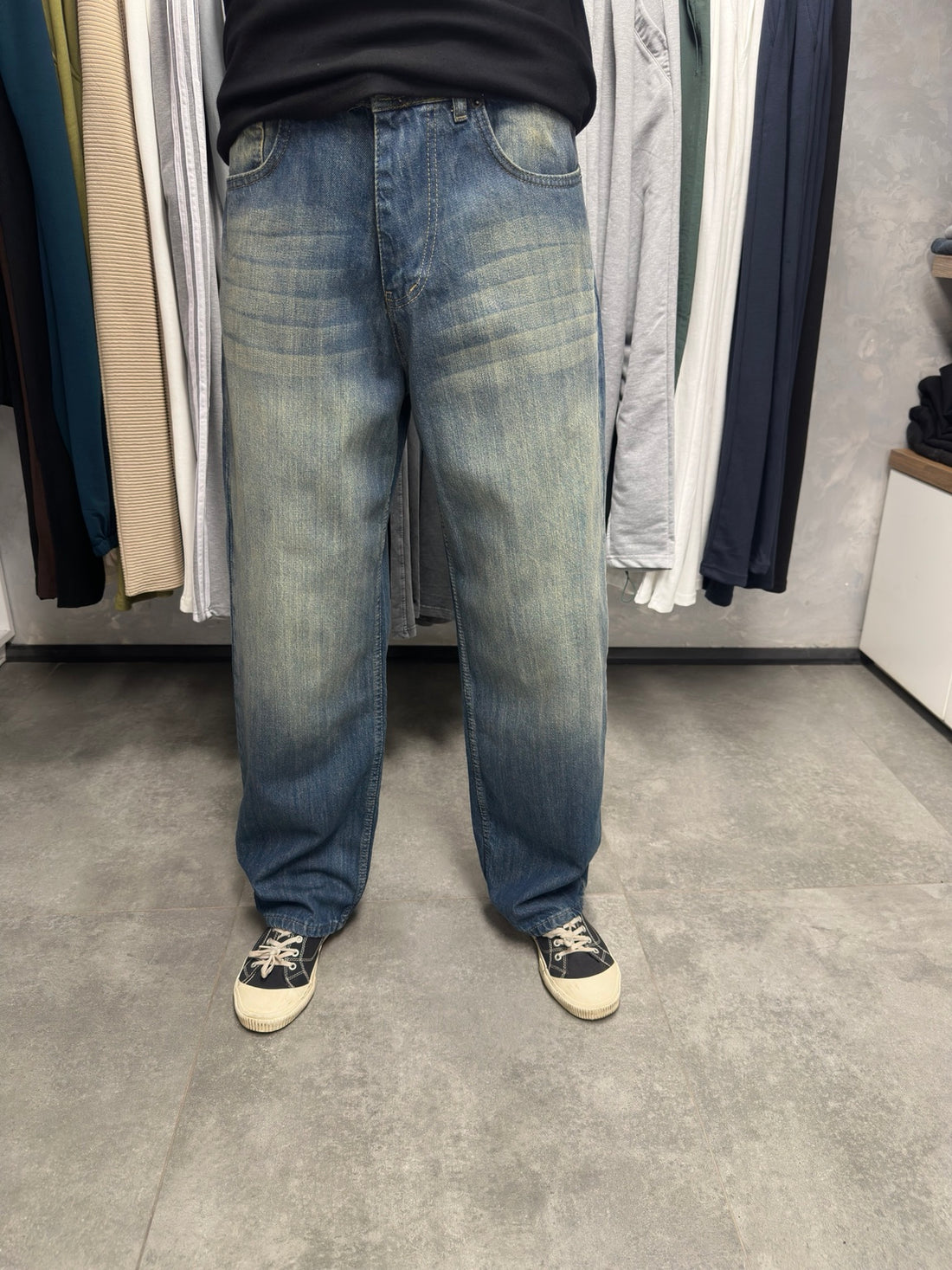 Erkek eskitme mavi super baggy pantolon ön görünüm