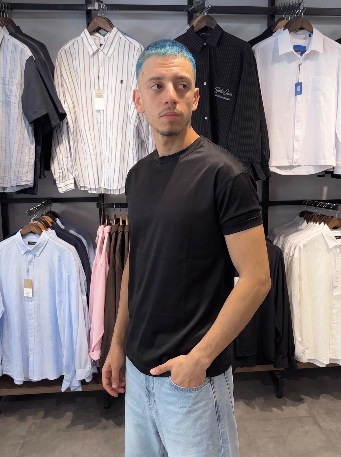 Erkek premium Oysho kumaş dar kol basic t-shirt siyah yan görünüm