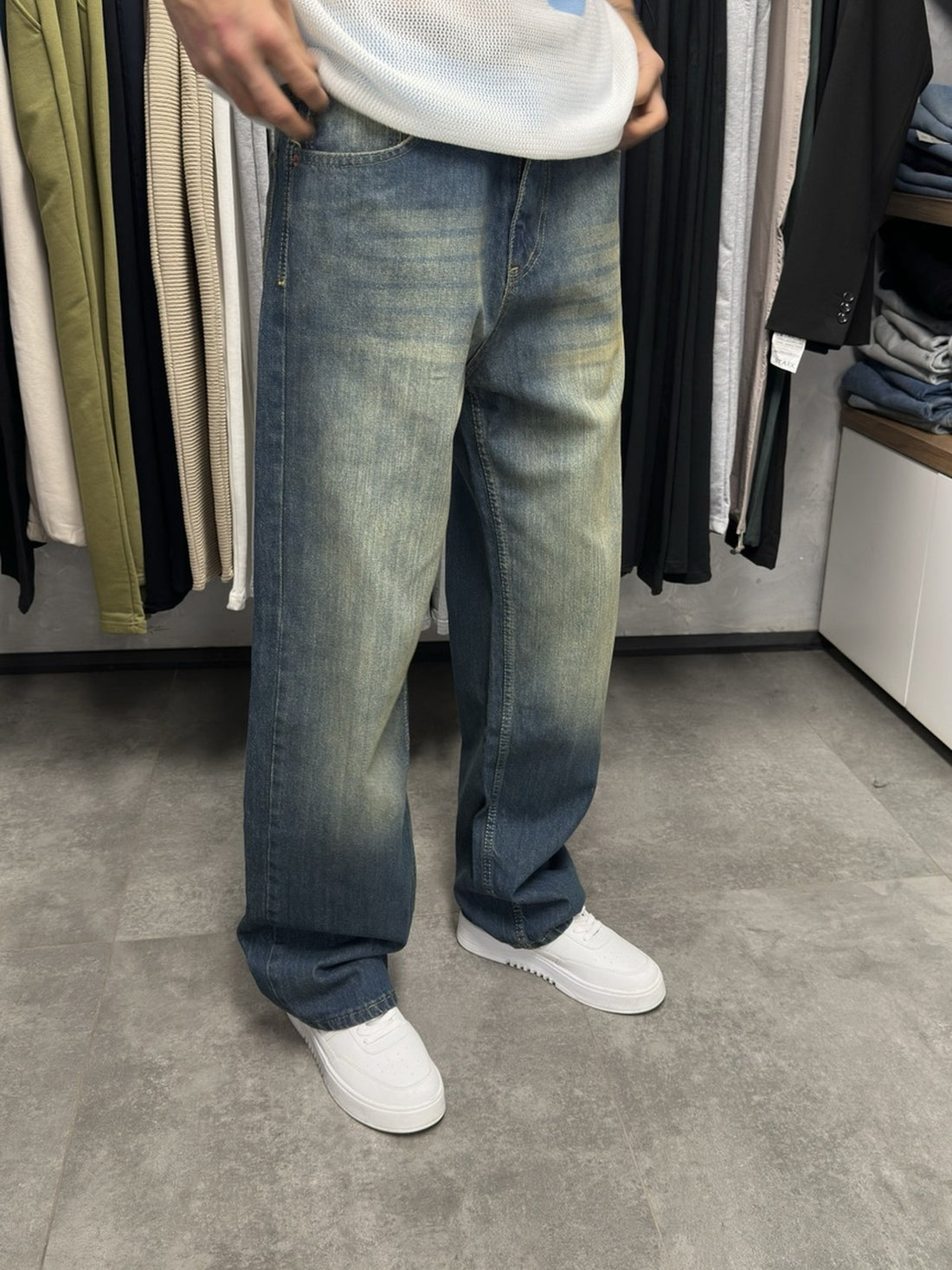 Erkek yeşil taşlama super baggy pantolon ön görünüm
