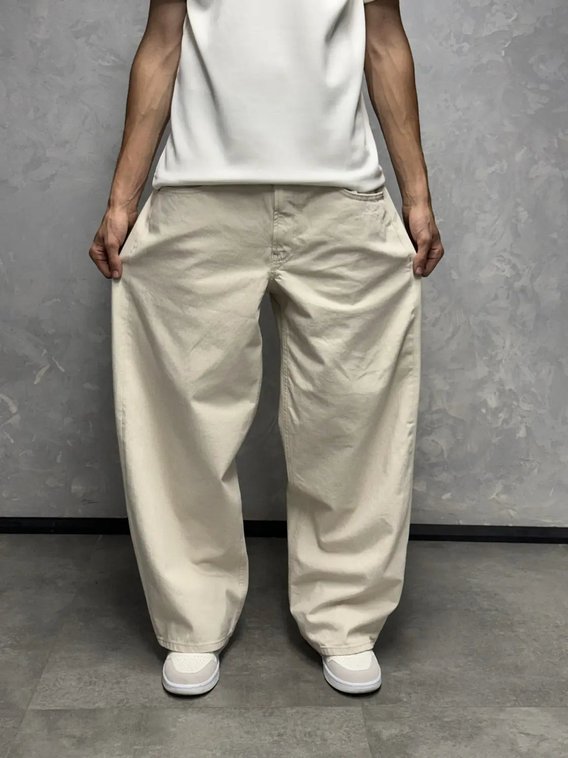 GRJ Erkek Krem Super Baggy Pantolon geniş kalıp görünümü