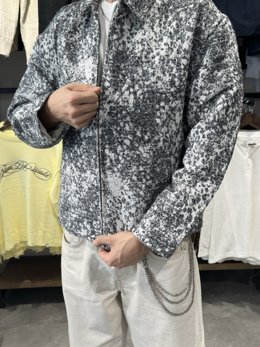 Açık gri premium dokulu hasır oversize mont ürün odaklı fermuar detay görünümü
