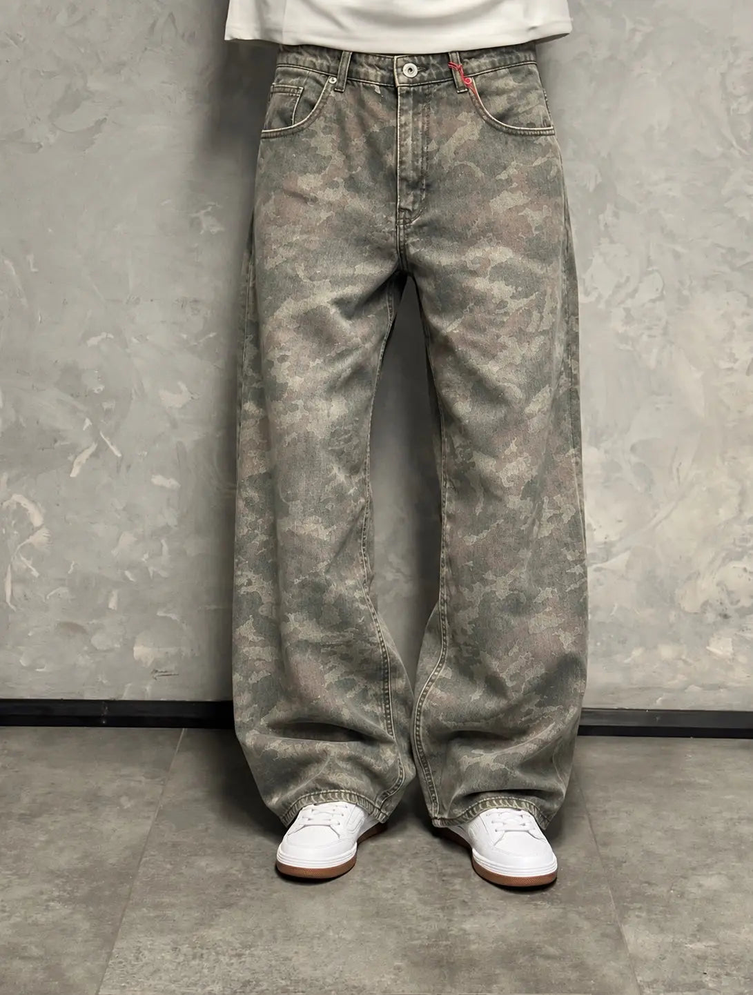 Kamuflaj Super Baggy Jeans ön görünüm
